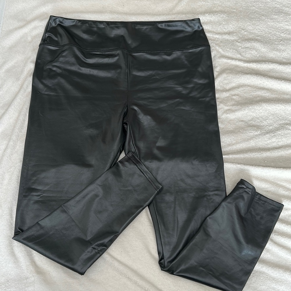 High Waisted Liquid Leggings